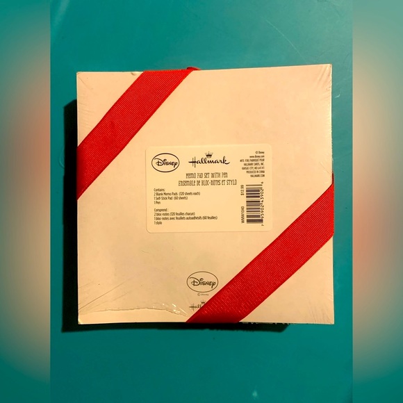 Disney Mickey Mouse Memo Pad Set - Picture 2 of 2